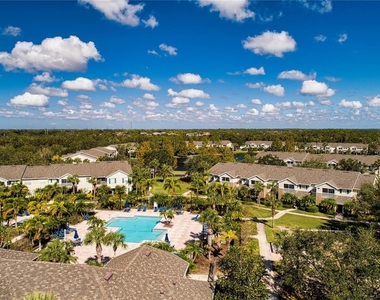 7405 Vista Way - Photo Thumbnail 13