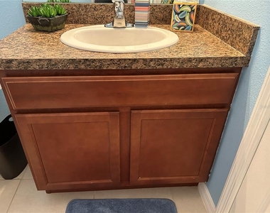7114 58th Terrace E - Photo Thumbnail 18