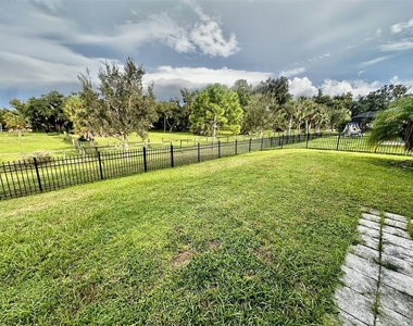 7114 58th Terrace E - Photo Thumbnail 23
