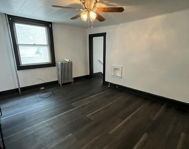226 Union Street - Photo Thumbnail 2