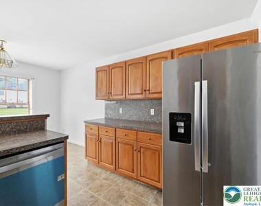86 E Northpark Drive - Photo Thumbnail 28