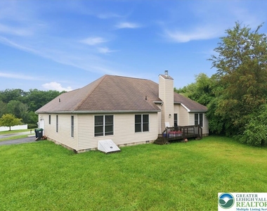 86 E Northpark Drive - Photo Thumbnail 57