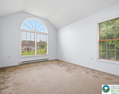 86 E Northpark Drive - Photo Thumbnail 35