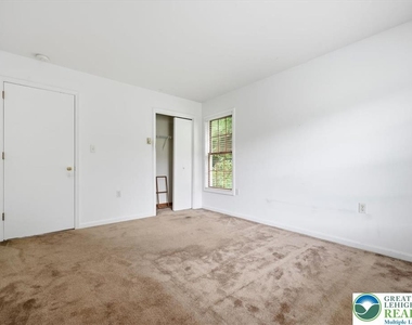 86 E Northpark Drive - Photo Thumbnail 42