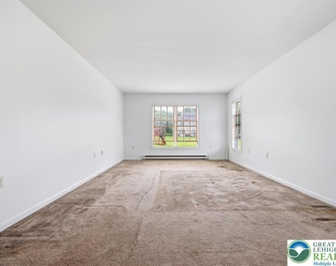 86 E Northpark Drive - Photo Thumbnail 47