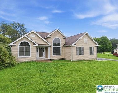 86 E Northpark Drive - Photo Thumbnail 2