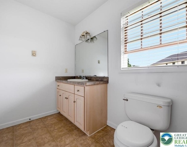 86 E Northpark Drive - Photo Thumbnail 53