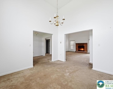 86 E Northpark Drive - Photo Thumbnail 20