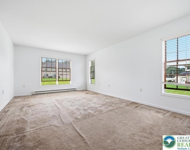 86 E Northpark Drive - Photo Thumbnail 45
