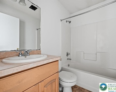 86 E Northpark Drive - Photo Thumbnail 43