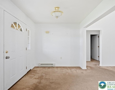 86 E Northpark Drive - Photo Thumbnail 8