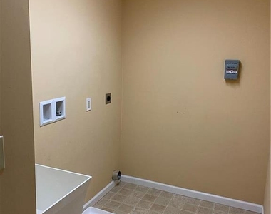 2862 Christian Springs Road - Photo Thumbnail 7