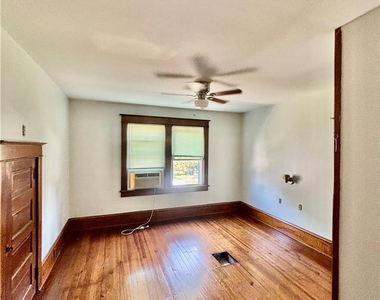 2862 Christian Springs Road - Photo Thumbnail 12