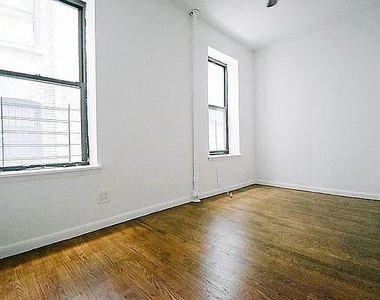 186 Claremont Avenue - Photo Thumbnail 3