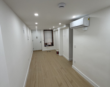340 East 78th Street - Photo Thumbnail 7