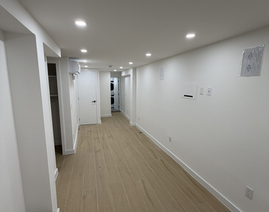 340 East 78th Street - Photo Thumbnail 10