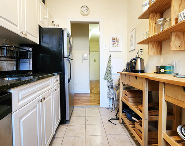 568 Pacific Street - Photo Thumbnail 4