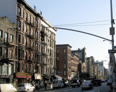 East 14th Street - Photo Thumbnail 9