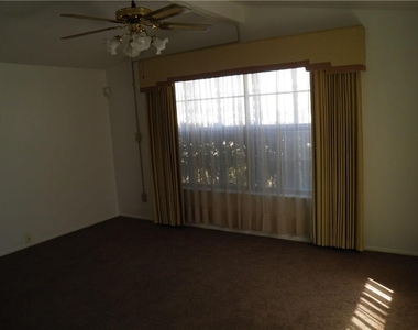 316 Pageant Court - Photo Thumbnail 2