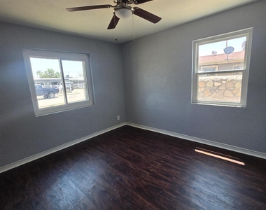 323 Mary Jeanne Lane - Photo Thumbnail 1