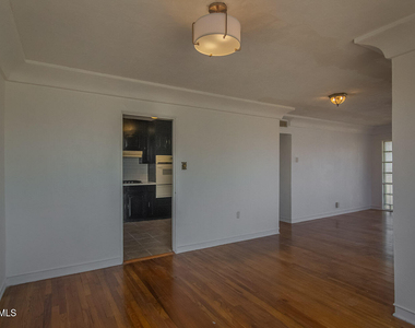 4029 Hueco Avenue - Photo Thumbnail 4