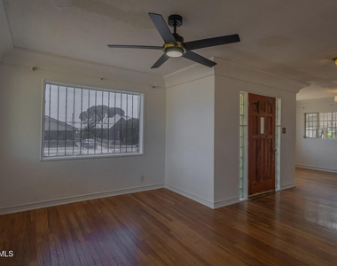 4029 Hueco Avenue - Photo Thumbnail 5