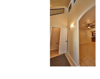 5817 Lawndale Drive - Photo Thumbnail 11