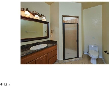 5817 Lawndale Drive - Photo Thumbnail 23