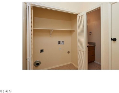 5817 Lawndale Drive - Photo Thumbnail 24