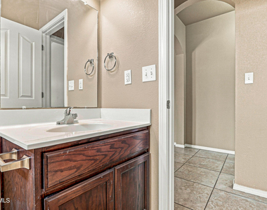 7008 Faxon Drive - Photo Thumbnail 38