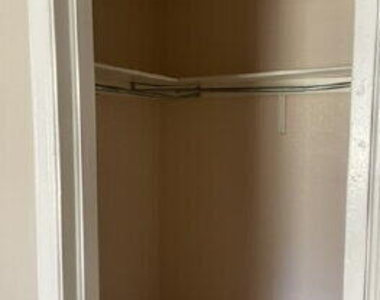 7214 Dale Road - Photo Thumbnail 9