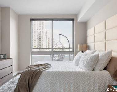 850 Pacific Street - Photo Thumbnail 6