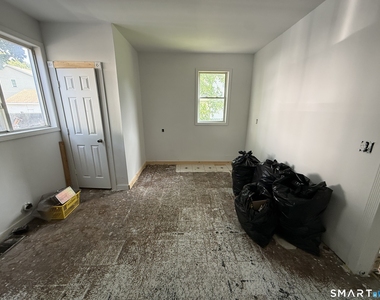 171 Prospect Street - Photo Thumbnail 3