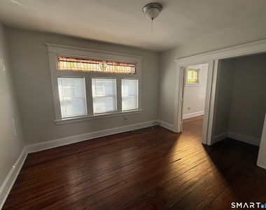 111 Smith Street - Photo Thumbnail 11