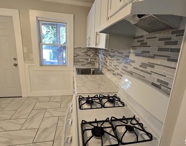 1514 Pembroke Street - Photo Thumbnail 27