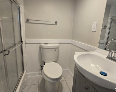 1514 Pembroke Street - Photo Thumbnail 10