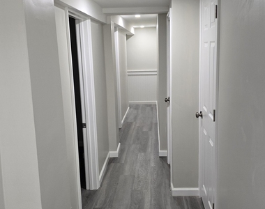 1514 Pembroke Street - Photo Thumbnail 4