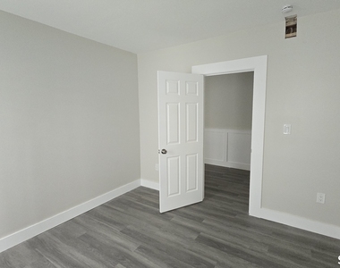 1514 Pembroke Street - Photo Thumbnail 3