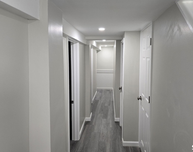 1514 Pembroke Street - Photo Thumbnail 5