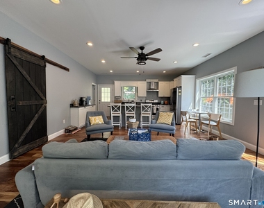 55 Circle Drive - Photo Thumbnail 9
