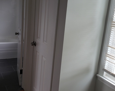 54 Lambert Street - Photo Thumbnail 6