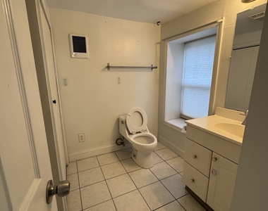 41 Hubbard Place - Photo Thumbnail 4