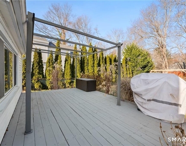 121 Shore Road - Photo Thumbnail 26