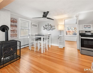 121 Shore Road - Photo Thumbnail 5