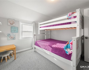 121 Shore Road - Photo Thumbnail 17