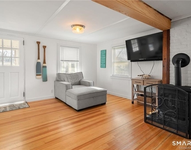 121 Shore Road - Photo Thumbnail 21