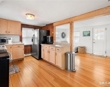 121 Shore Road - Photo Thumbnail 9