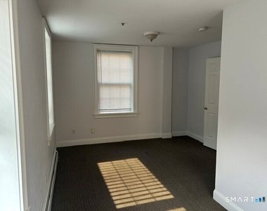84 West Avenue - Photo Thumbnail 5