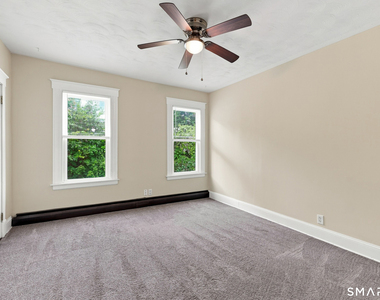 126 Booth Street - Photo Thumbnail 11
