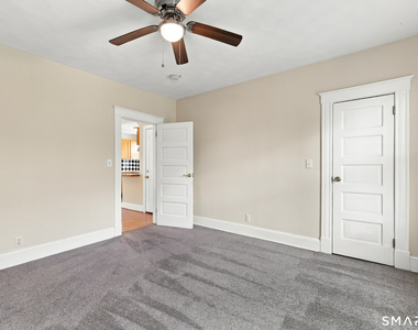 126 Booth Street - Photo Thumbnail 12